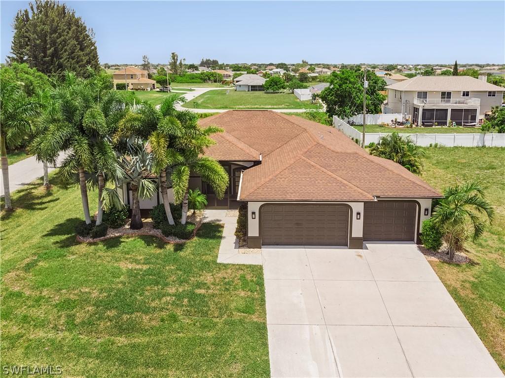 1717 NE 4th Pl., Cape Coral, FL 33909