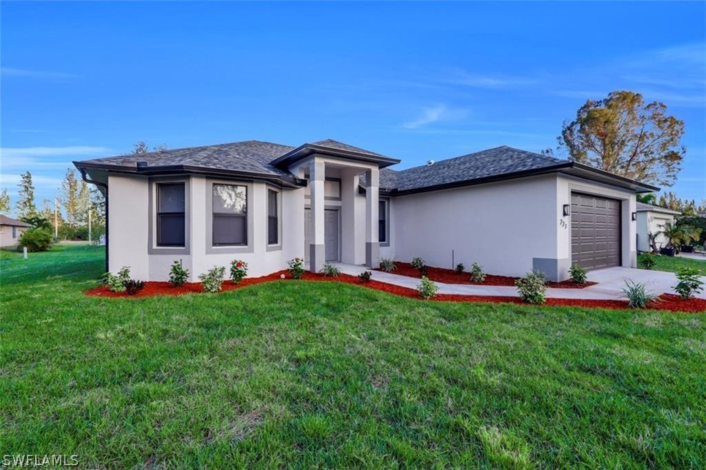 1424 NE 2nd Ave., Cape Coral, FL 33909