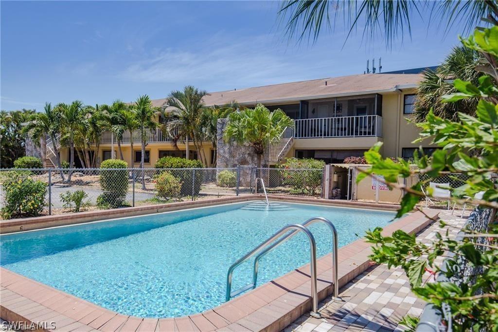 2510 SE 16th Pl. #203, Cape Coral, FL 33904