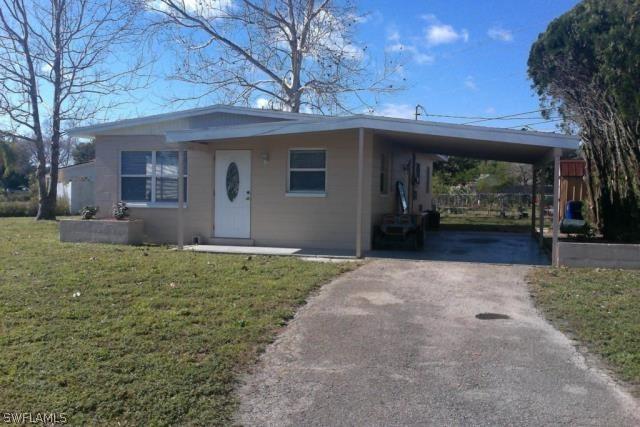 10 Jasmine Rd., Lehigh Acres, FL 33936