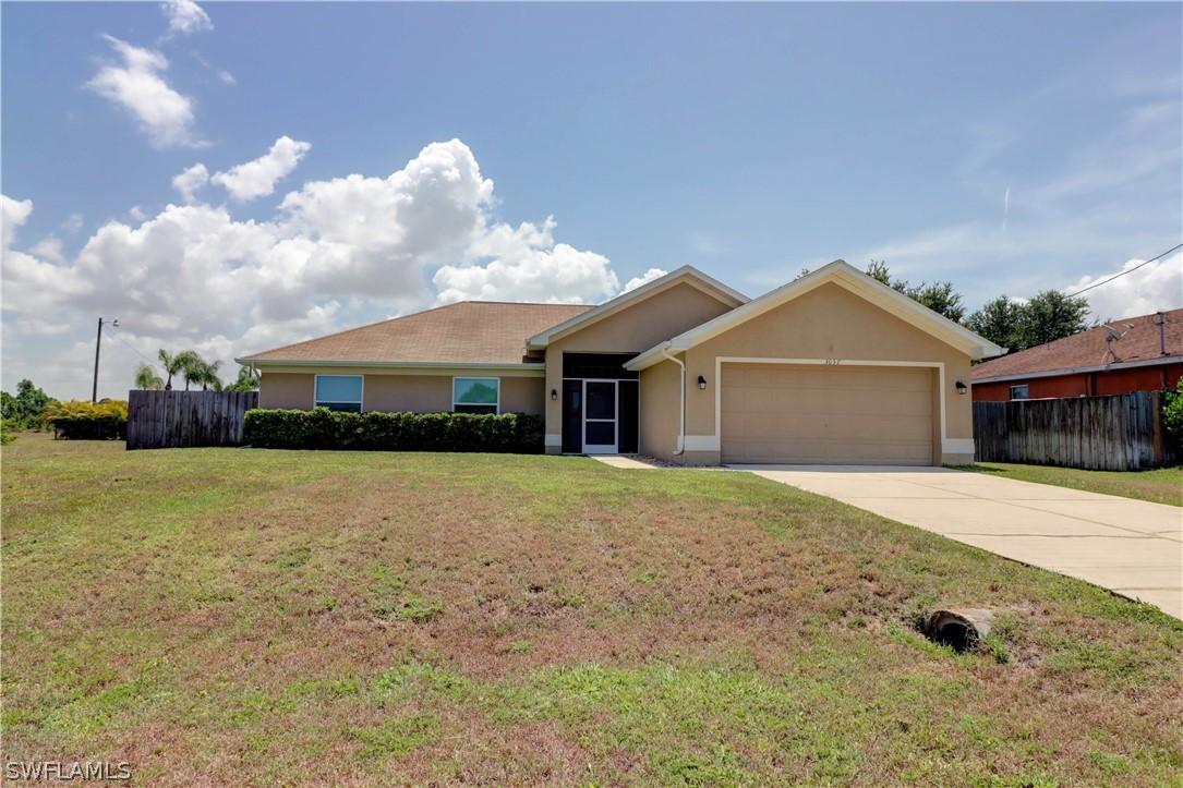 3057 NW 5th Pl., Cape Coral, FL 33993
