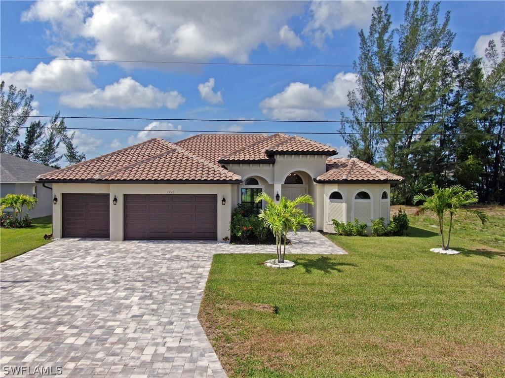1910 SW 28th Ln., Cape Coral, FL 33914