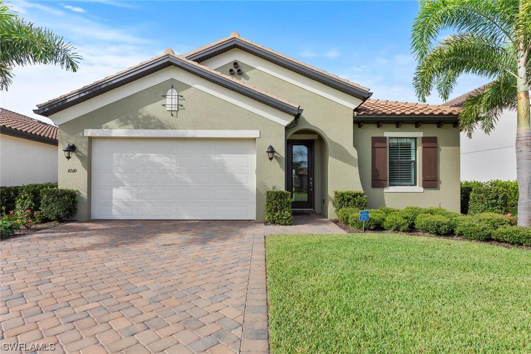 4760 Formosa Dr., Naples, FL 34119