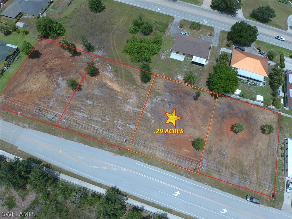 682 Thomas Sherwin Ave., Lehigh Acres, FL 33974
