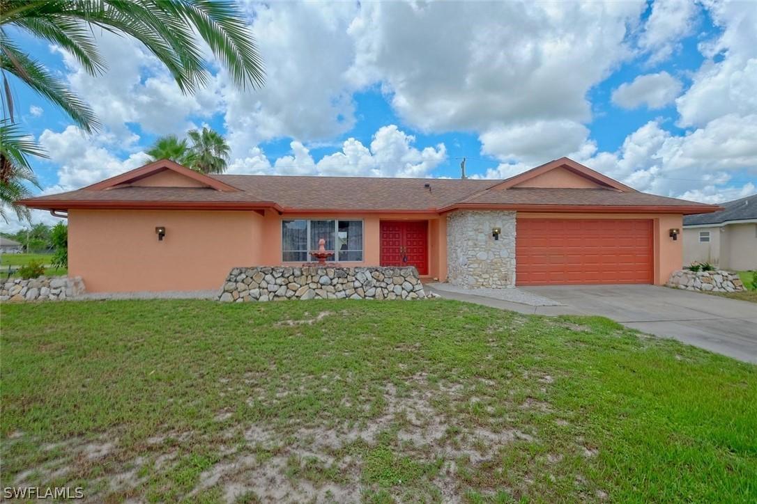 320 Inman St., Lehigh Acres, FL 33936