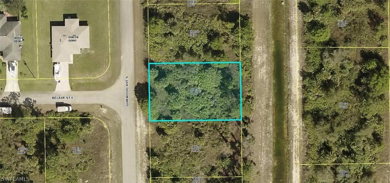 545 Gumwood Ave., Lehigh Acres, FL 33974