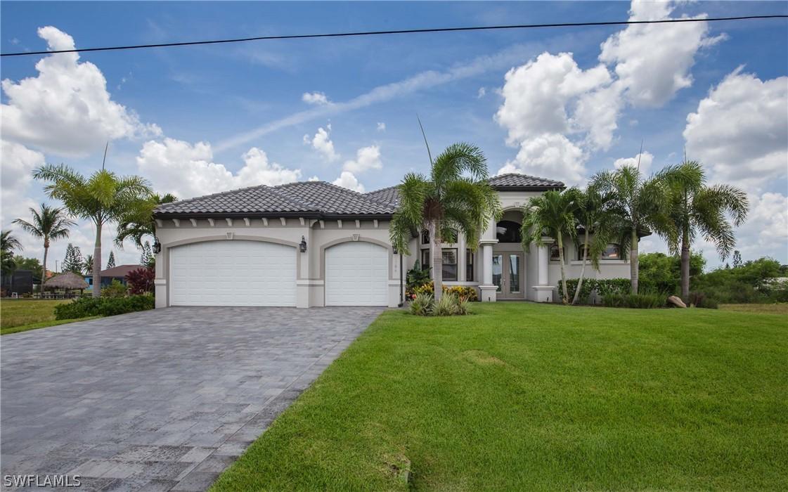 3704 NW 14th Ter., Cape Coral, FL 33993