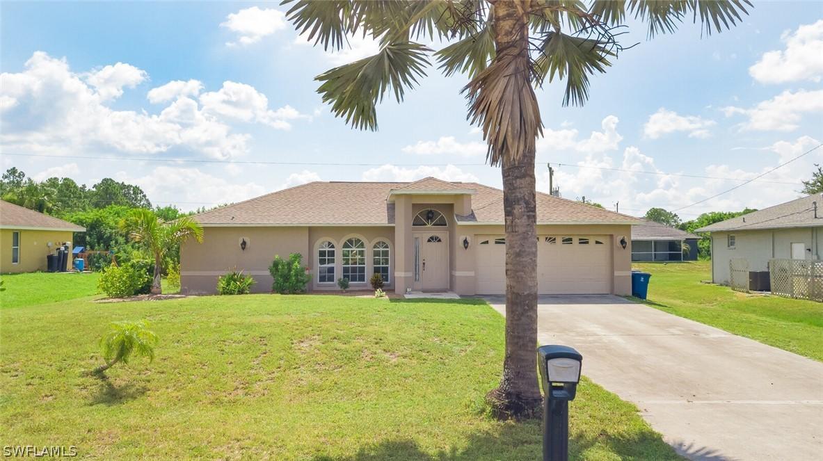 1034 Albany Ave., Lehigh Acres, FL 33971