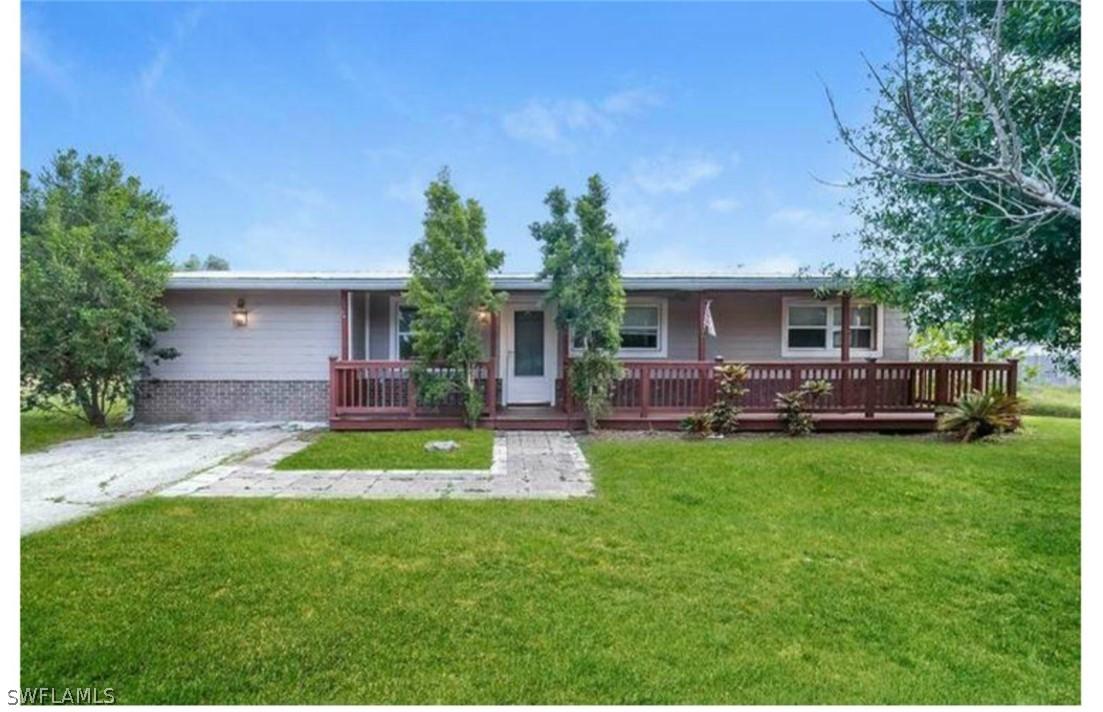 27427 Sunset Dr., Punta Gorda, FL 33955