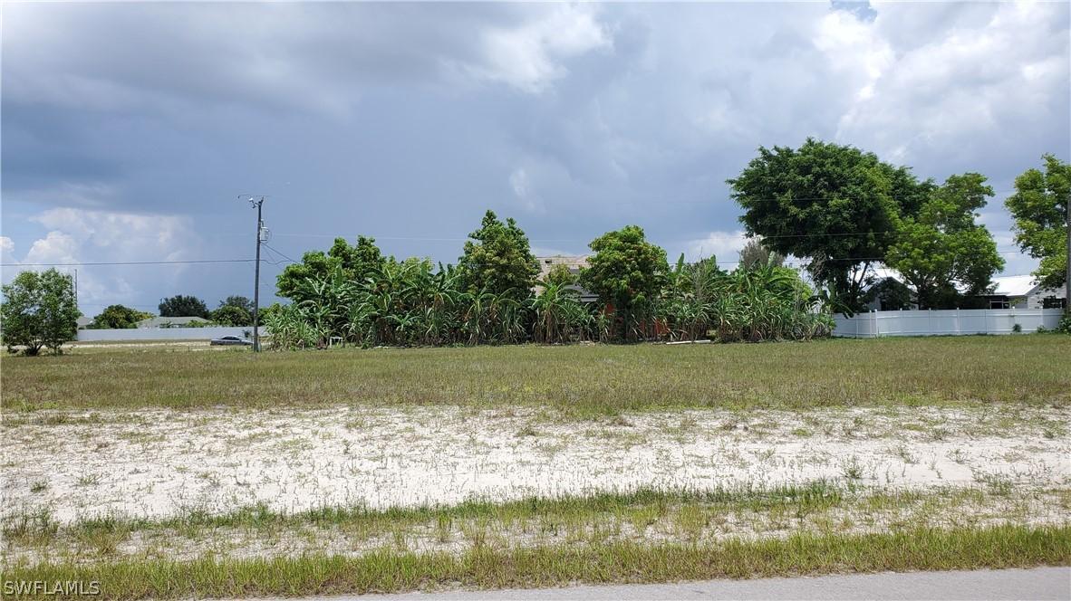 603 NW 6th Ter., Cape Coral, FL 33993