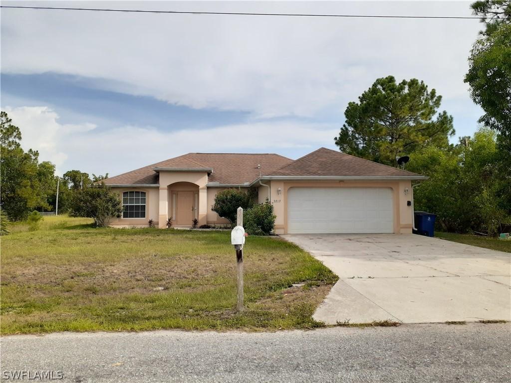 3217 27th St., Lehigh Acres, FL 33976