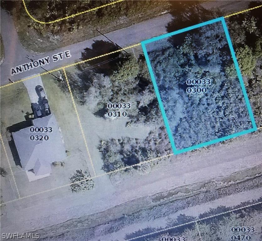 1016 Anthony St., Lehigh Acres, FL 33972
