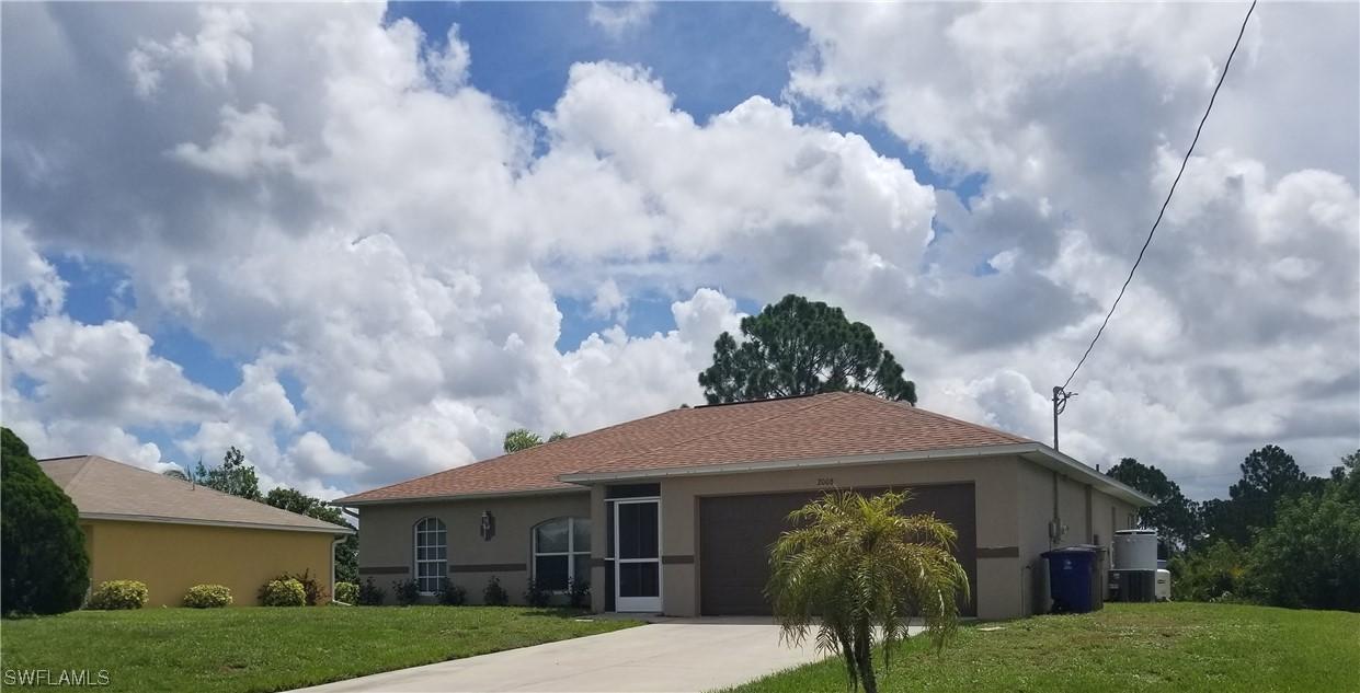 2008 Ann Ave., Lehigh Acres, FL 33971