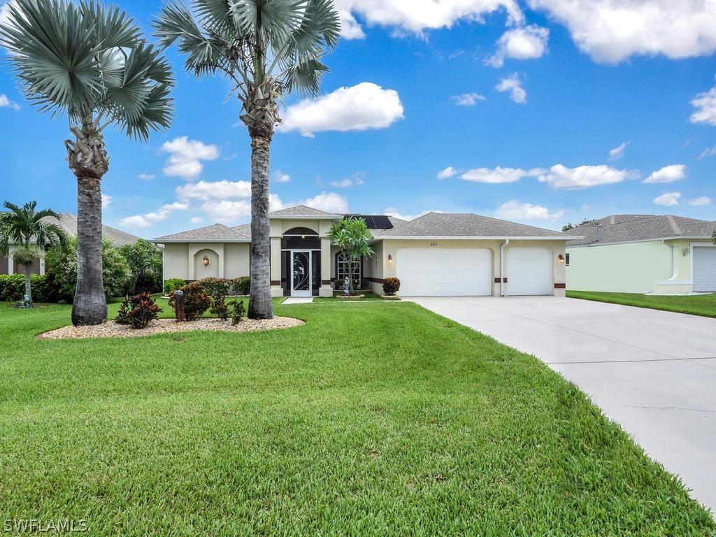 203 SE 30th Ter., Cape Coral, FL 33904