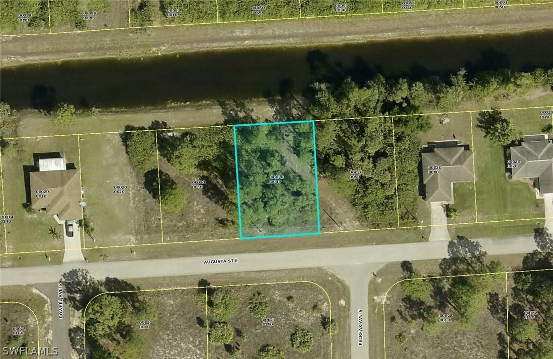 1241 Augusta St., Lehigh Acres, FL 33974