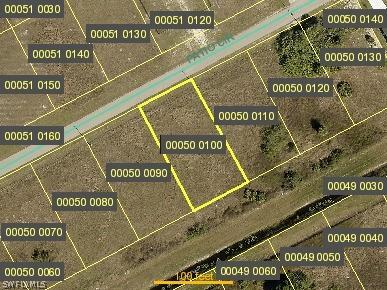 218 Patio Cir., Lehigh Acres, FL 33974