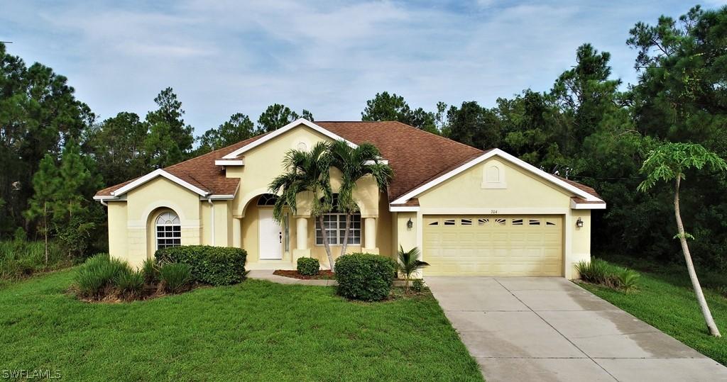 704 Aletha Ave., Lehigh Acres, FL 33974