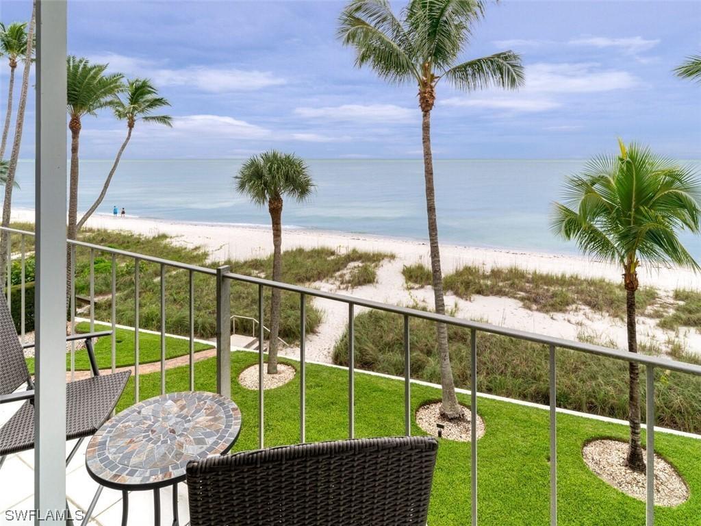 2011 Gulf Shore Blvd. #32, Naples, FL 34102