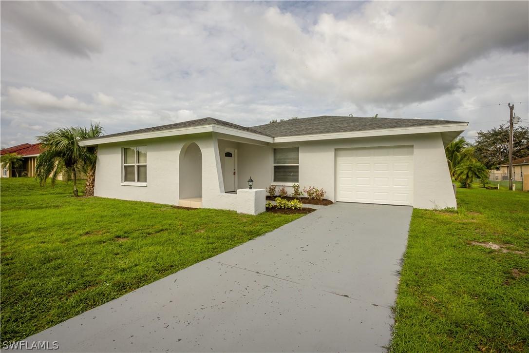 108 Riviera St., Lehigh Acres, FL 33936