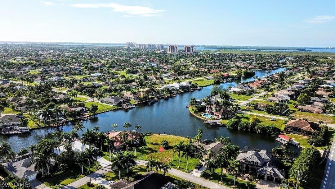 2022 SW 51st St., Cape Coral, FL 33914