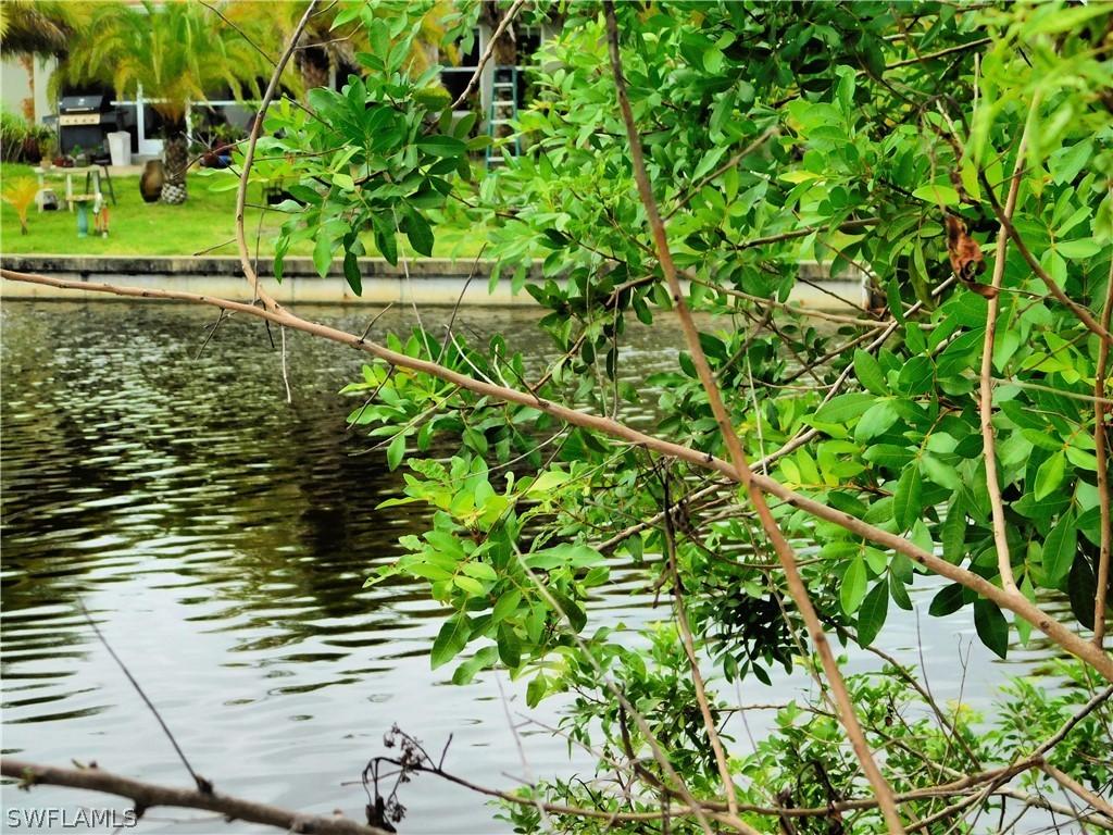 2714 NW 6th Ter., Cape Coral, FL 33993