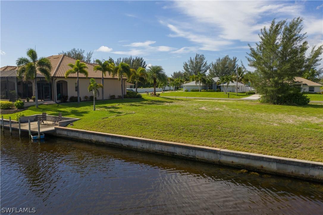 3707 SW 2nd Ln., Cape Coral, FL 33991
