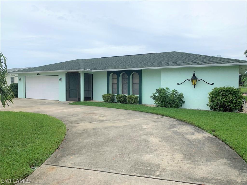 2521 SE 23rd Ave., Cape Coral, FL 33904