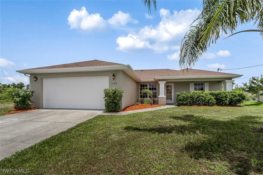 1120 Champion Ave., Lehigh Acres, FL 33971