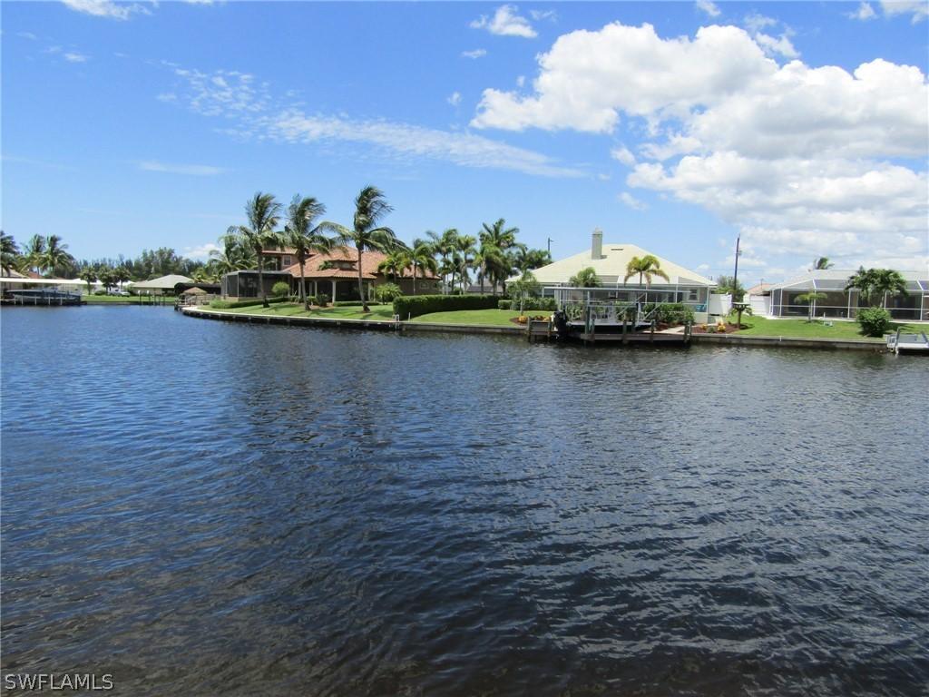 3823 SW 2nd Ln., Cape Coral, FL 33991