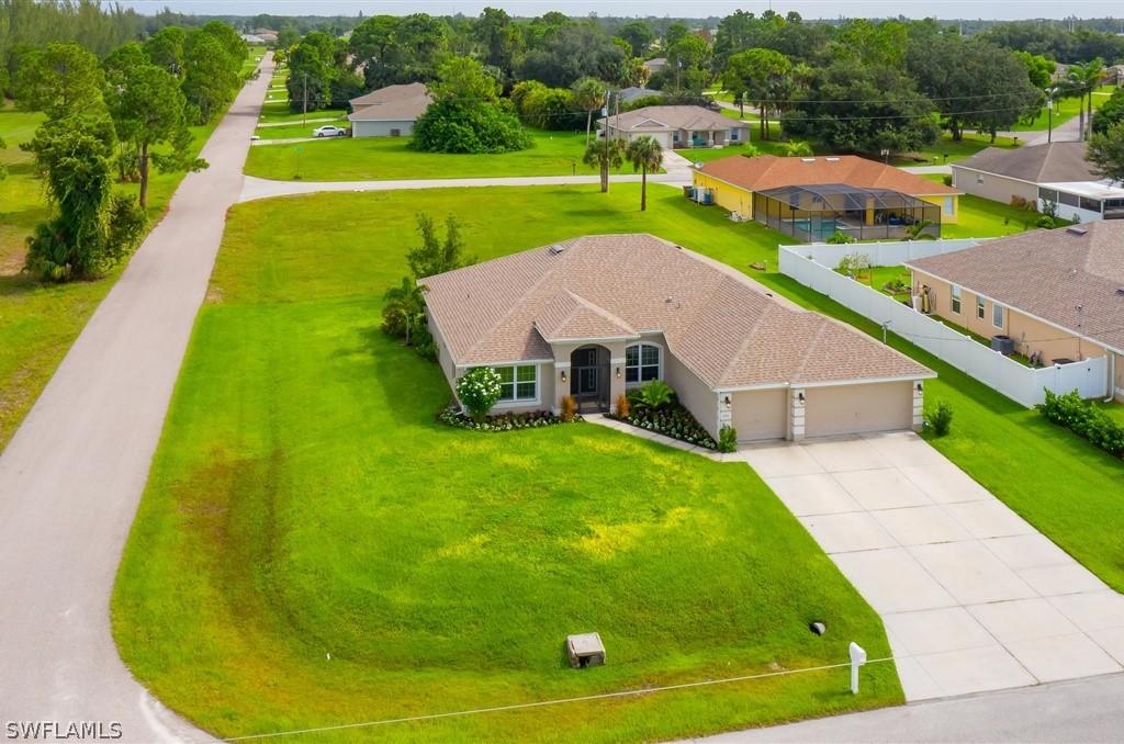 1721 NE 34th Ln., Cape Coral, FL 33909