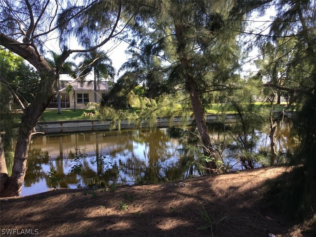 141 SE 23rd Ter., Cape Coral, FL 33990