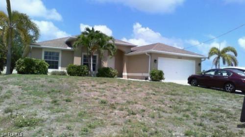 2524 SW 15th Pl., Cape Coral, FL 33914