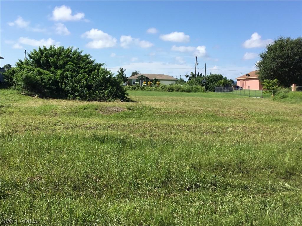 5117 Beecher St., Lehigh Acres, FL 33971