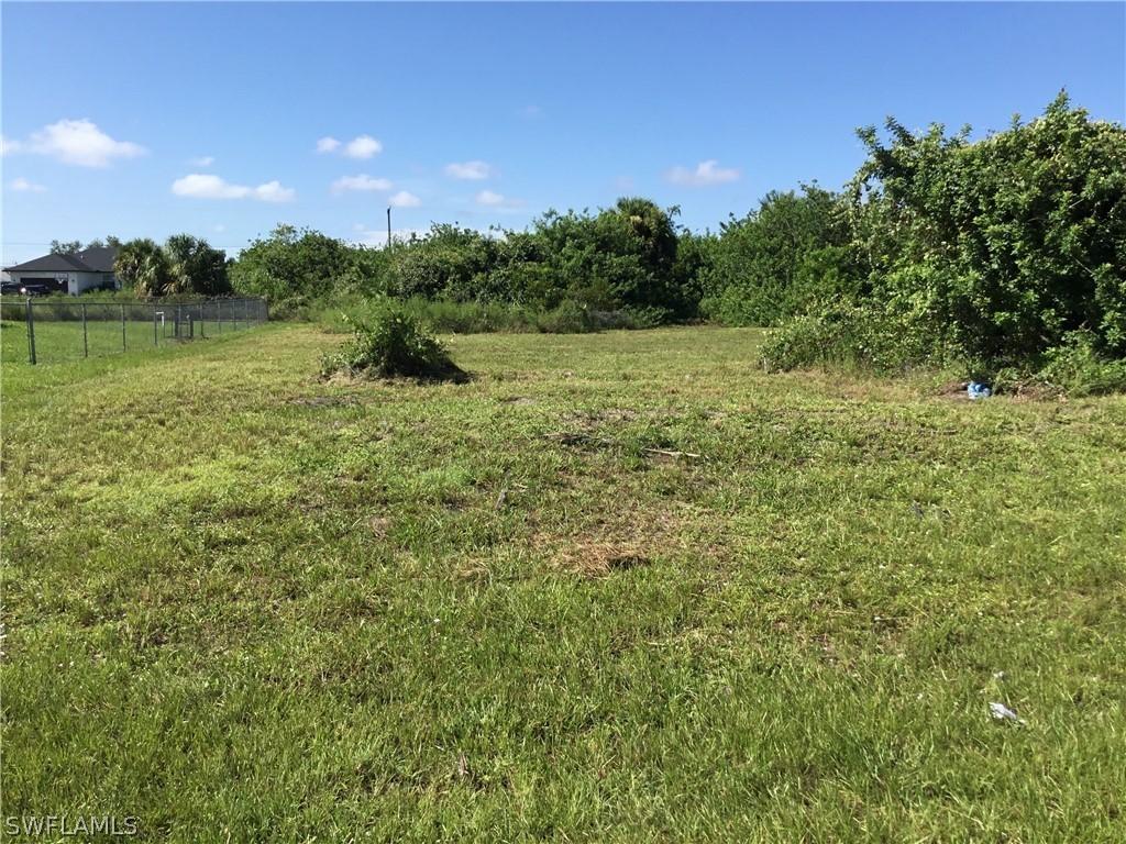 5035-5037 Centennial Blvd., Lehigh Acres, FL 33971