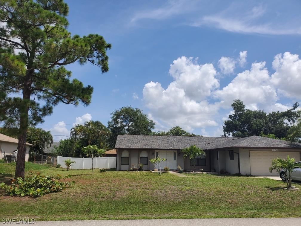 8101 Harrisburg Dr., Fort Myers, FL 33967