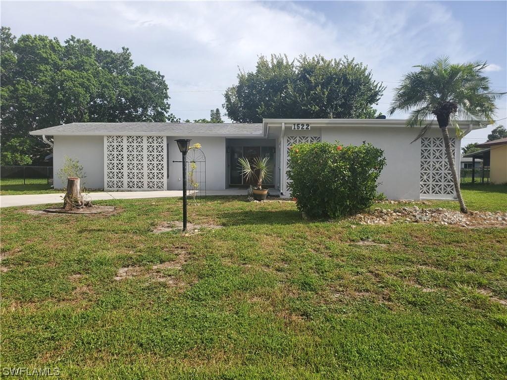 1522 SE 42nd St., Cape Coral, FL 33904