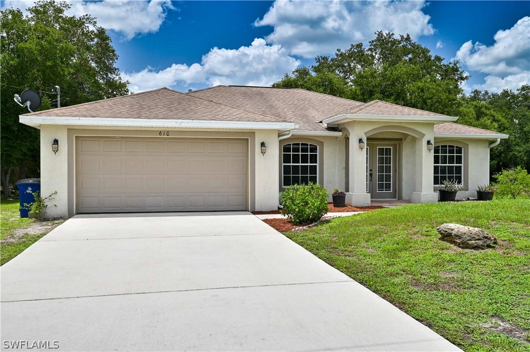 610 Tarapin Ave., Lehigh Acres, FL 33974