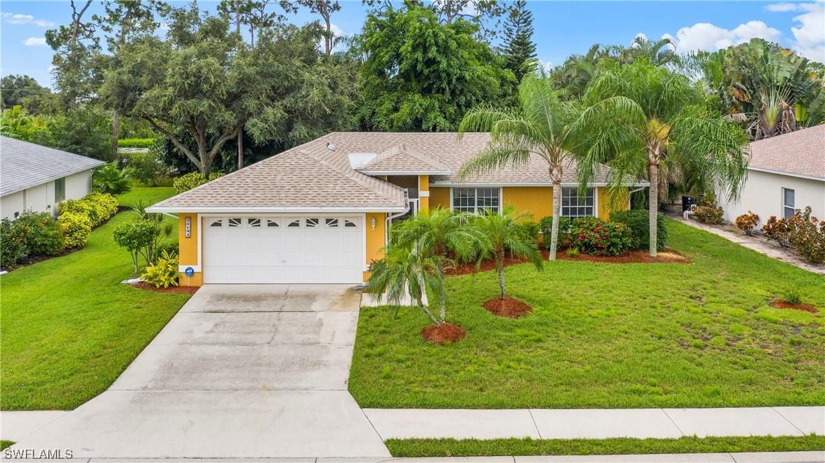 23485 Olde Meadowbrook Cir., Estero, FL 34134