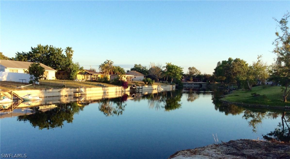 326 NE 12th Ct., Cape Coral, FL 33909