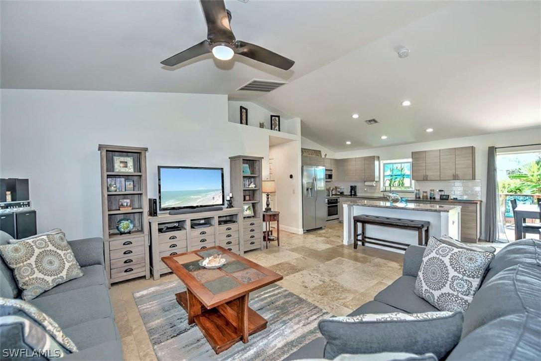 8448 Pittsburgh Blvd., Fort Myers, FL 33967