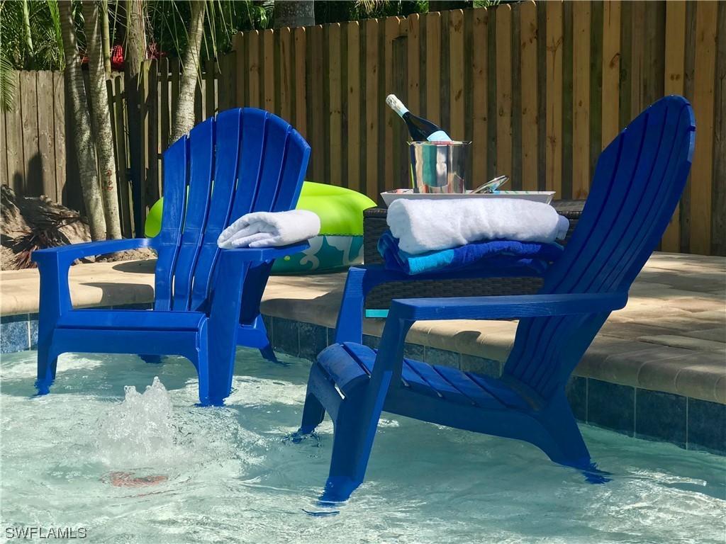 857 105th Ave., Naples, FL 34108