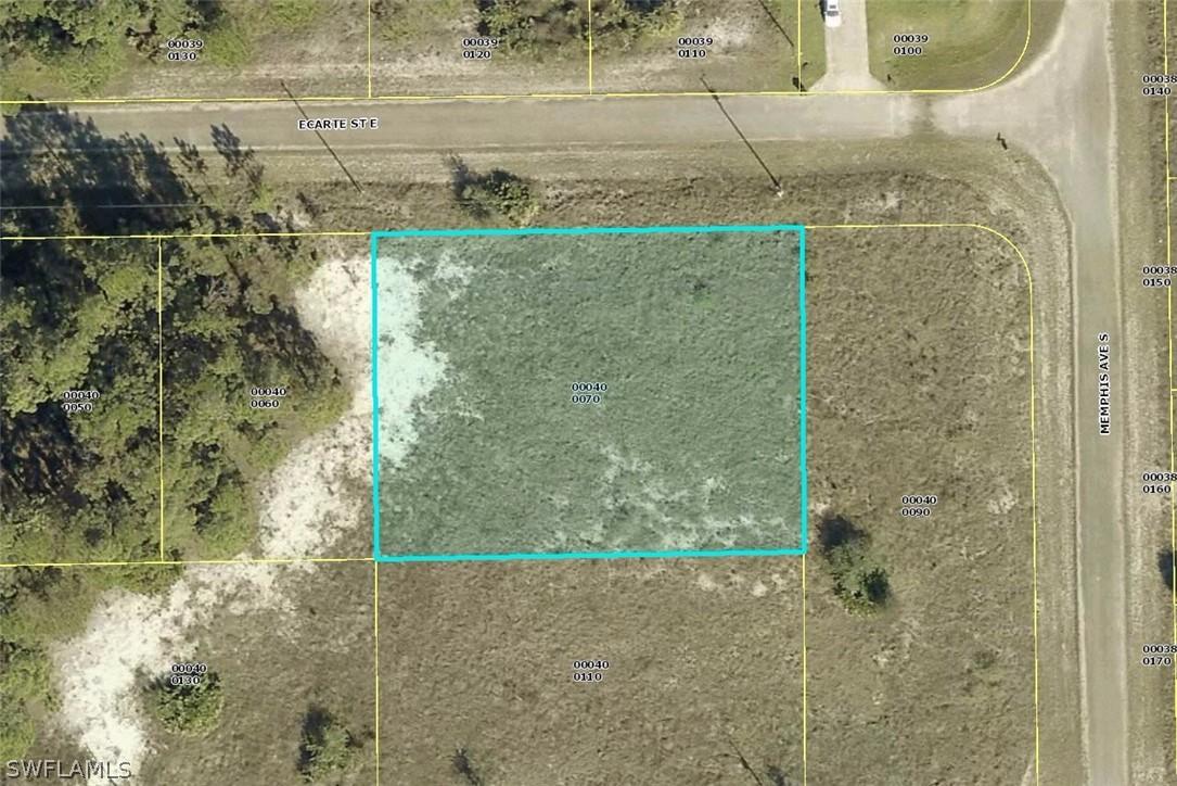 1224 Echard St., Lehigh Acres, FL 33974