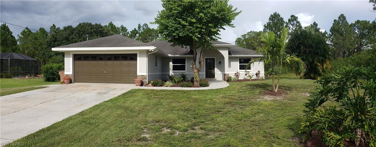 904 Congress Ave., Lehigh Acres, FL 33972
