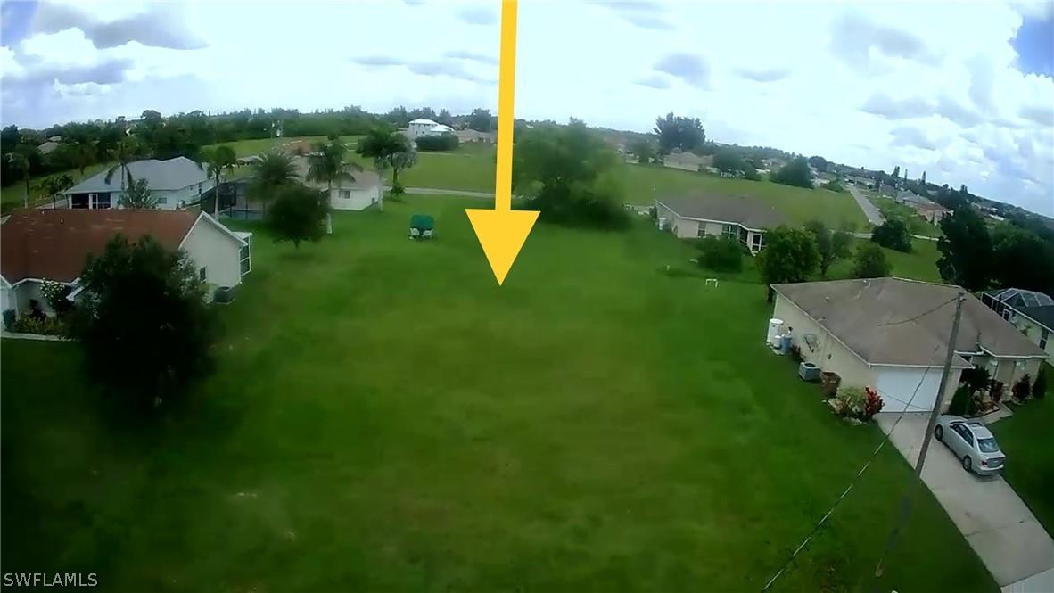 629 NE 4th Ter., Cape Coral, FL 33909