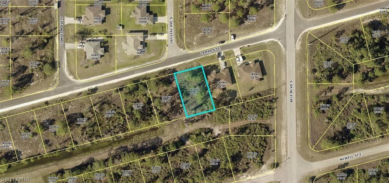 756 Lamar St., Lehigh Acres, FL 33974