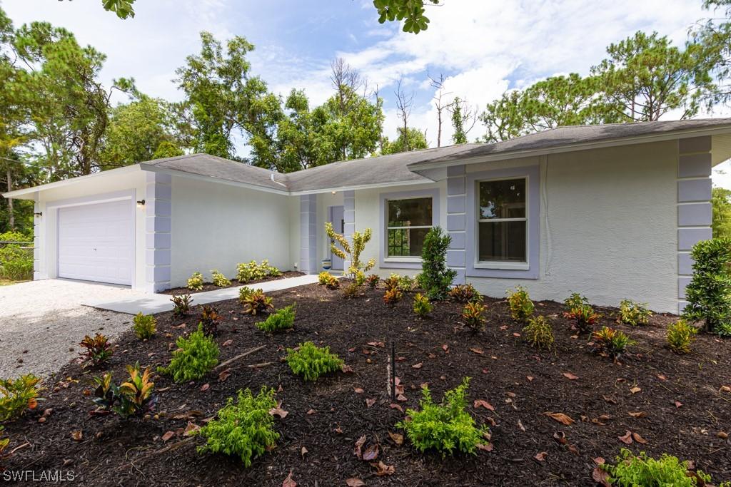 3641 23rd Ave., Naples, FL 34117