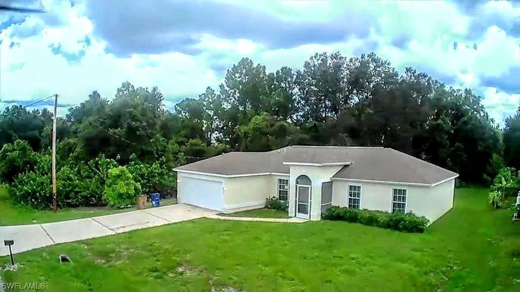 4207 9th St., Lehigh Acres, FL 33976