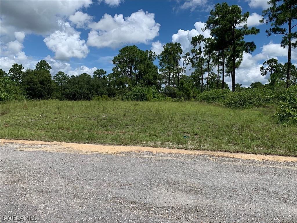 1600 Plumosa Ave., Lehigh Acres, FL 33972