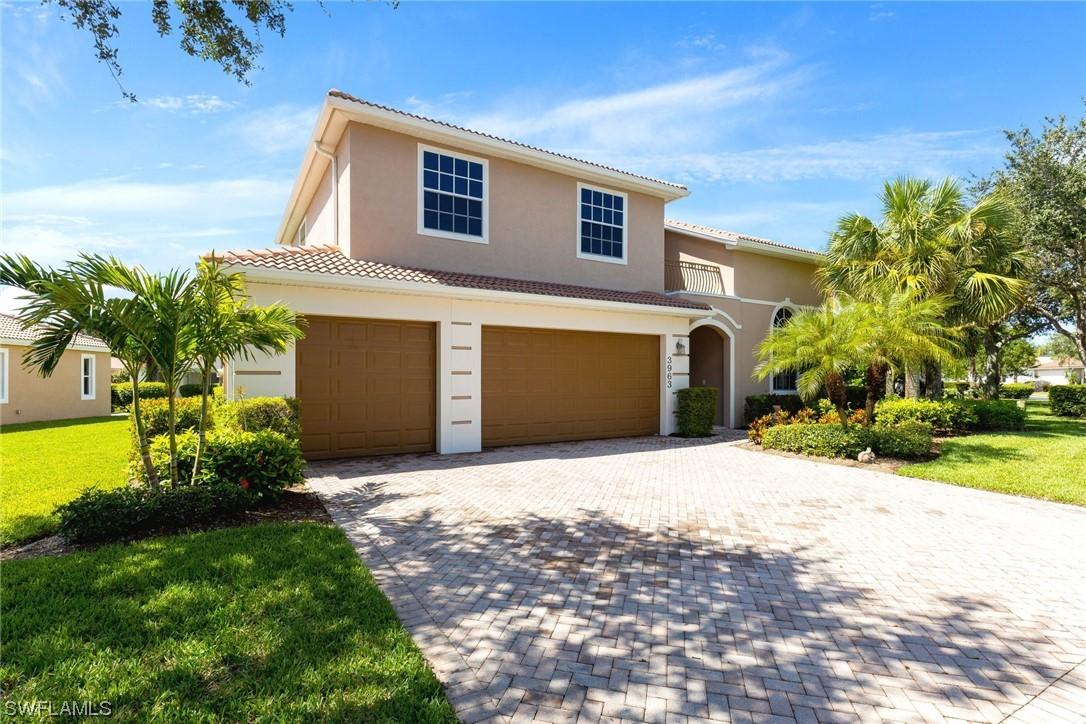 3963 Ruxton Rd., Naples, FL 34116