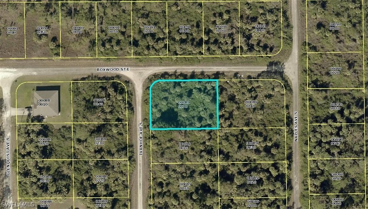 633 Ivanhoe Ave., Lehigh Acres, FL 33974